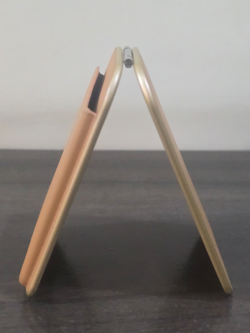 kickstand, both ways